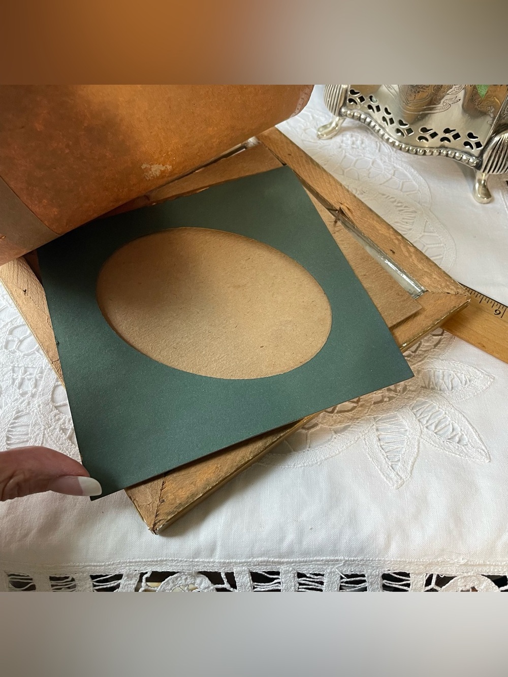 Vintage gold picture frame - Picture 4 of 5